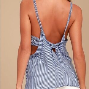 Lulus Adrift Navy Blue and White Striped Tank Top
Sz Small